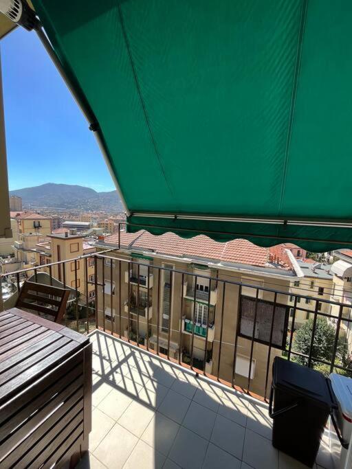 Casa Vacanza Le Mura Специя Экстерьер фото