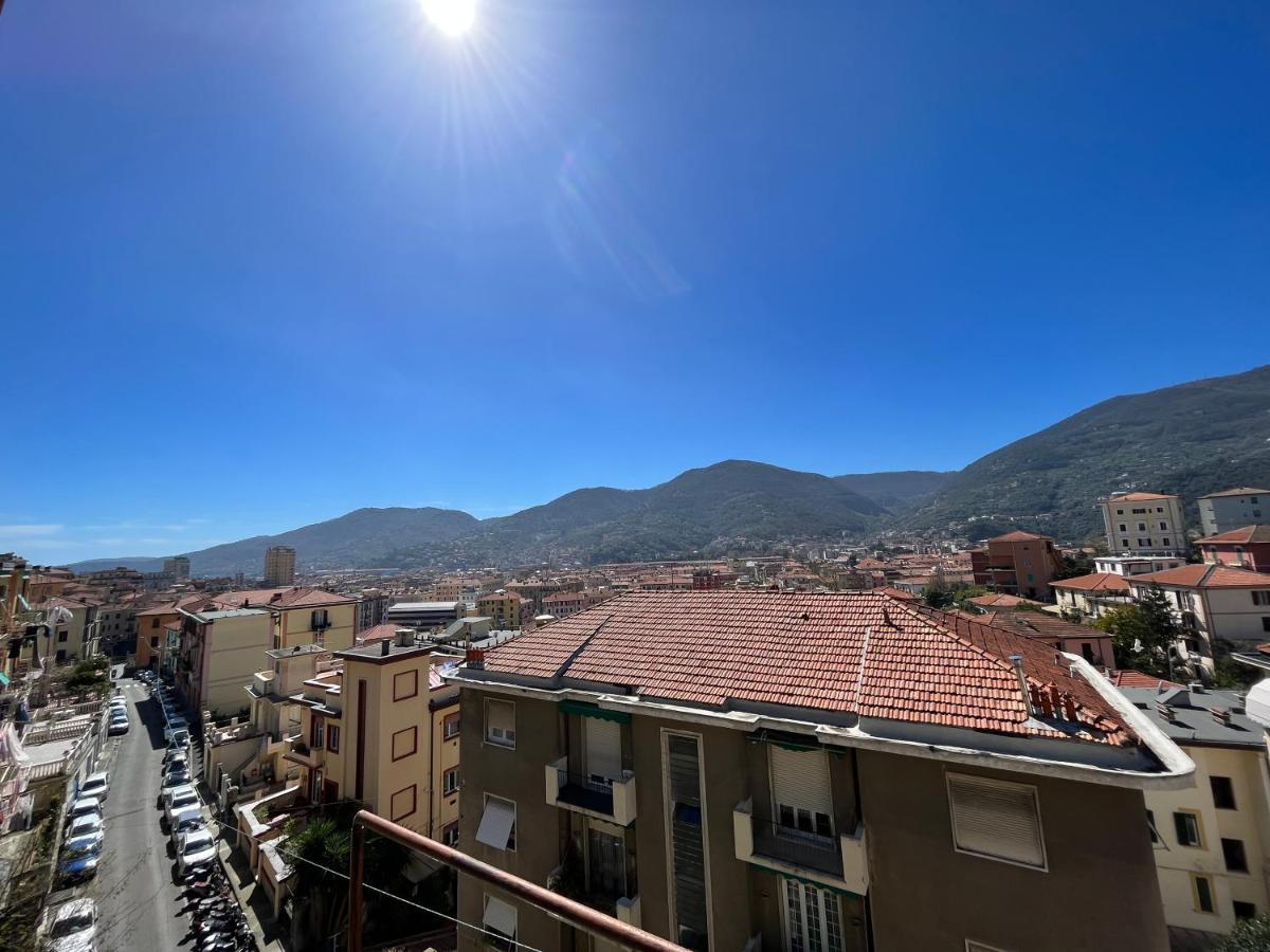 Casa Vacanza Le Mura Специя Экстерьер фото